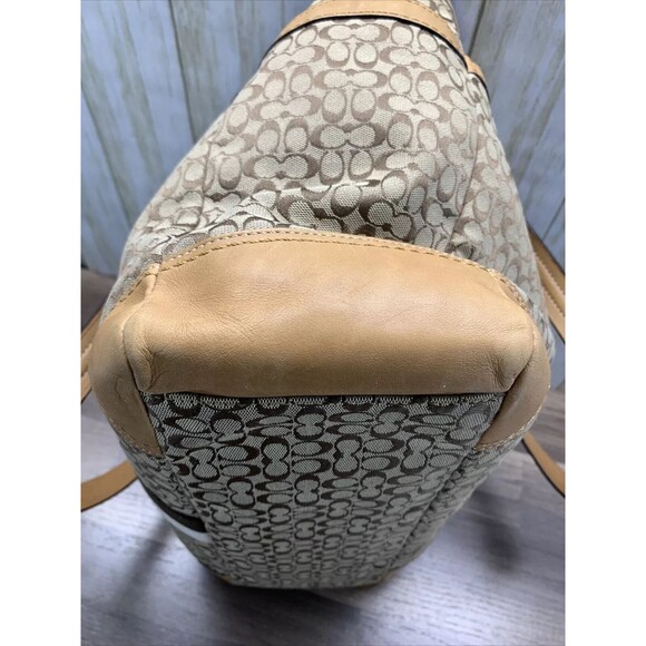 Coach Signature Voyager F13813 MSRP $398 Missing XBody Strap and Diaper Pad - Picture 10 of 12